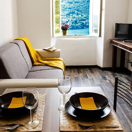 Altido Stunning 2-Br Flat With Balcony Apartment Blevio Exterior photo